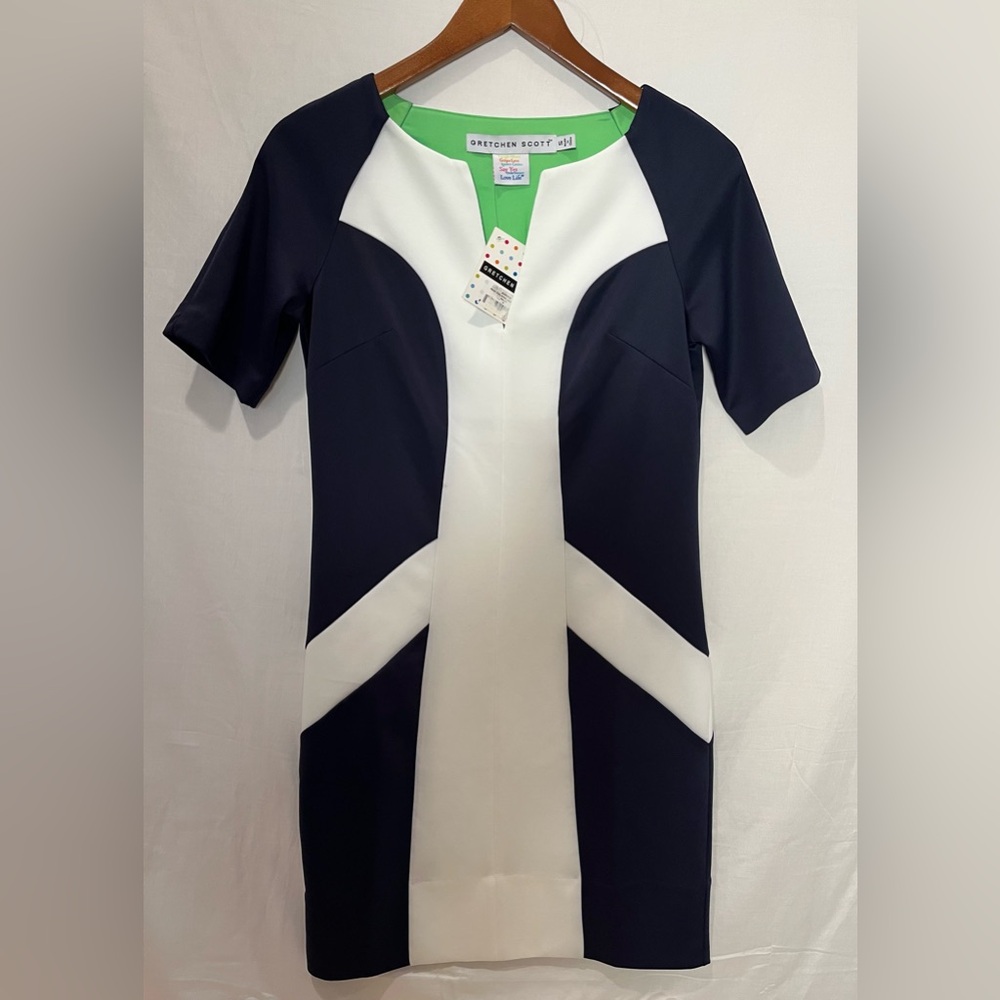 NWT- Gretchen Scott Split Neck Short Sleeves Dress -White/Navy - stretchy - Sz S
